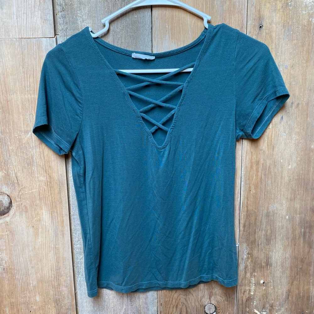 Front Crossed Top